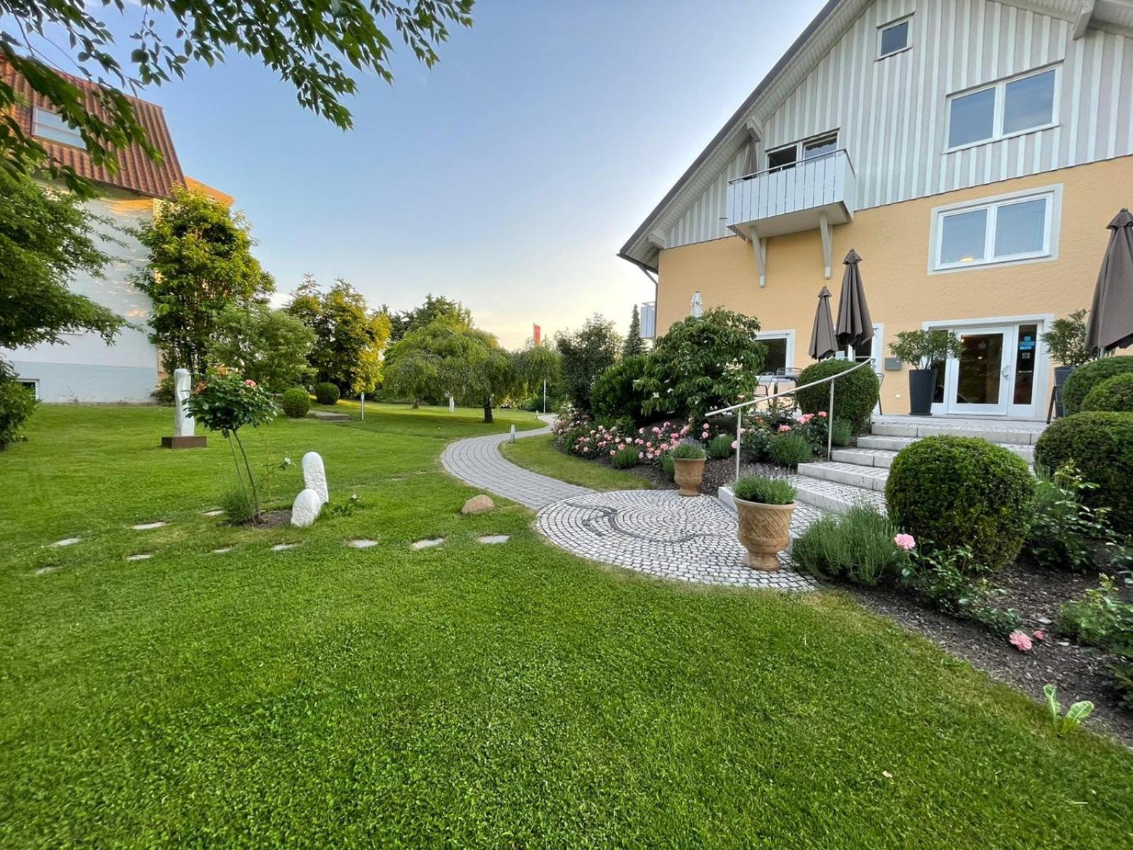 Hotel Gaestehaus Zuern Вассербург Экстерьер фото